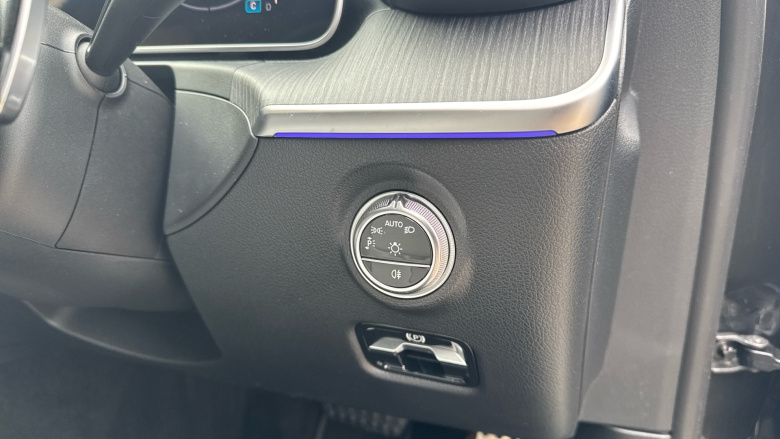 Mercedes-Benz C-Class C300 AMG Line Premium Plus 4dr 9G-Tronic Petrol Saloon